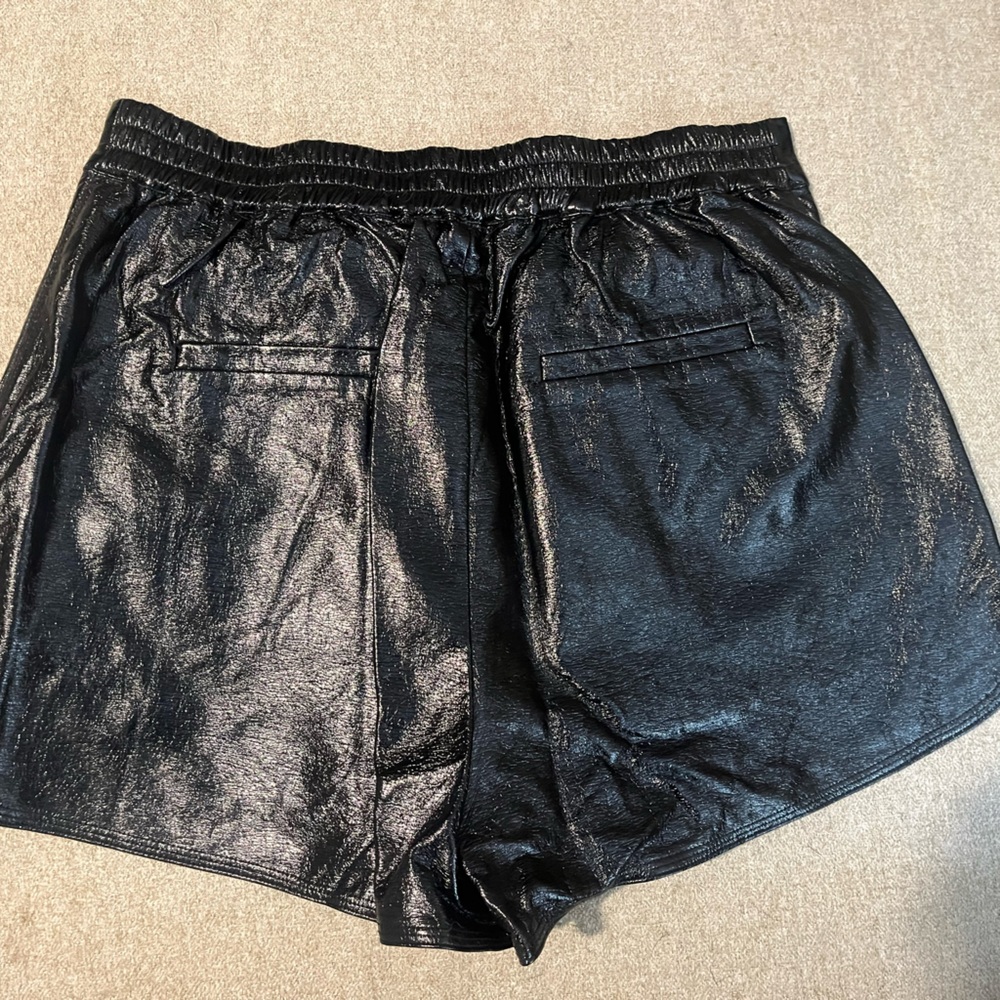 Vince Glossy Black Women's Shorts - Picture 2 of 6